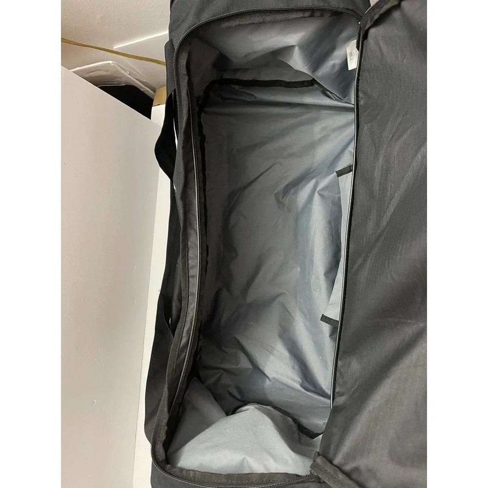 Nike Black Duffel Bag RN56323‎ Medium